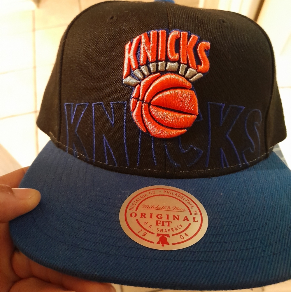 New York Knicks black orange and blue new with tags Mitchell and ness snapback